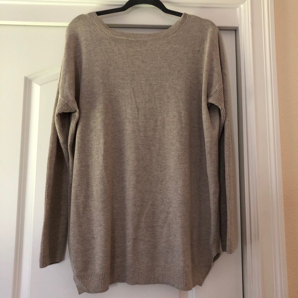 Sweater - Picture 2 of 4